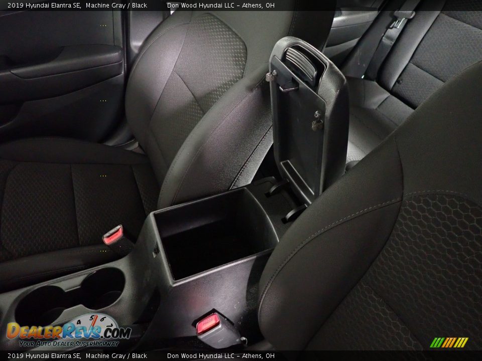 2019 Hyundai Elantra SE Machine Gray / Black Photo #31