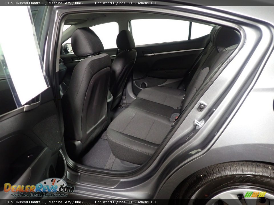 2019 Hyundai Elantra SE Machine Gray / Black Photo #33