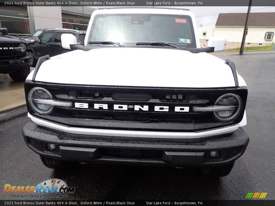 2023 Ford Bronco Outer Banks 4X4 4-Door Oxford White / Roast/Black Onyx Photo #8