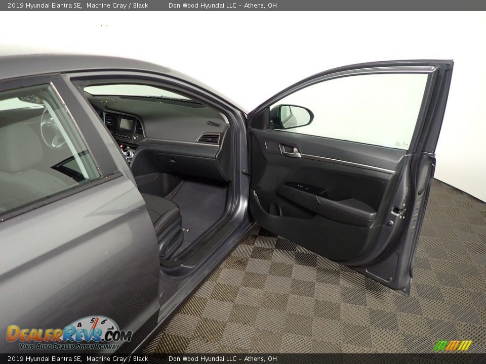 2019 Hyundai Elantra SE Machine Gray / Black Photo #36