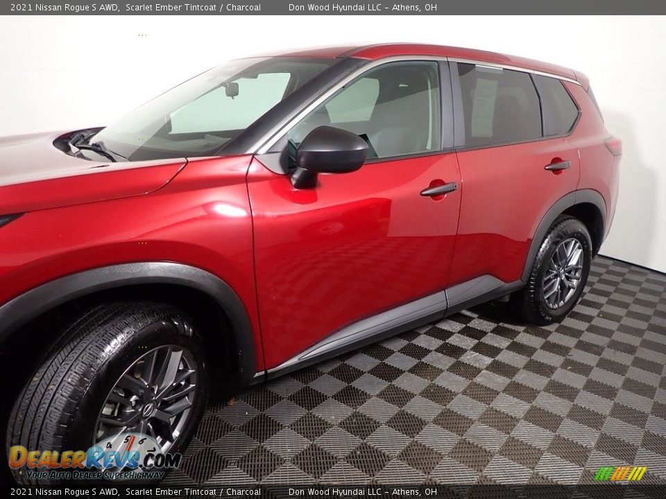 2021 Nissan Rogue S AWD Scarlet Ember Tintcoat / Charcoal Photo #10