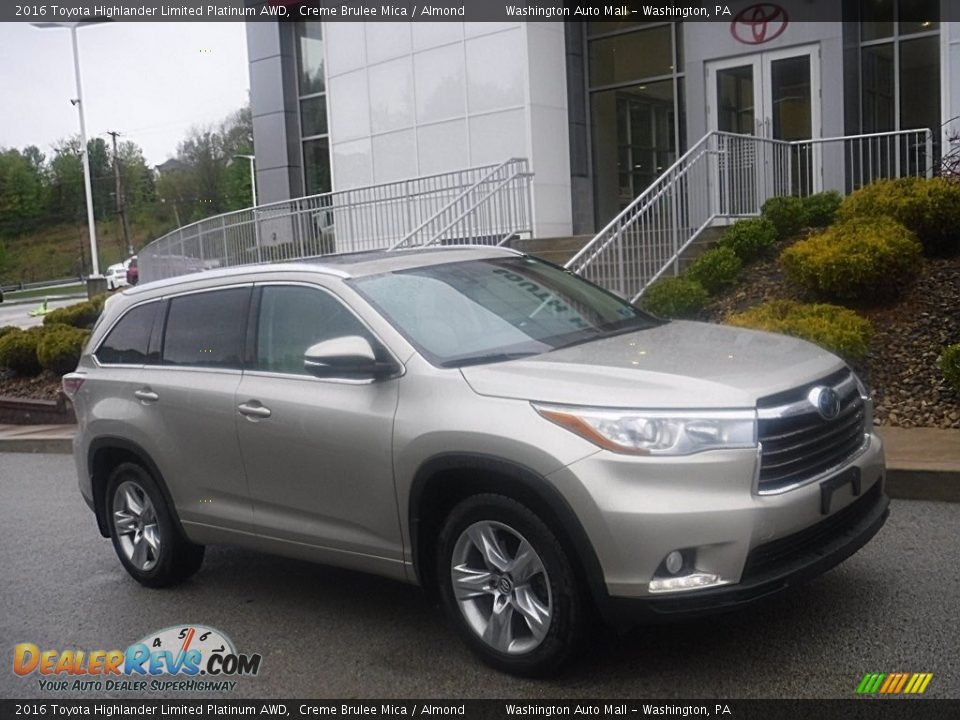 2016 Toyota Highlander Limited Platinum AWD Creme Brulee Mica / Almond Photo #1