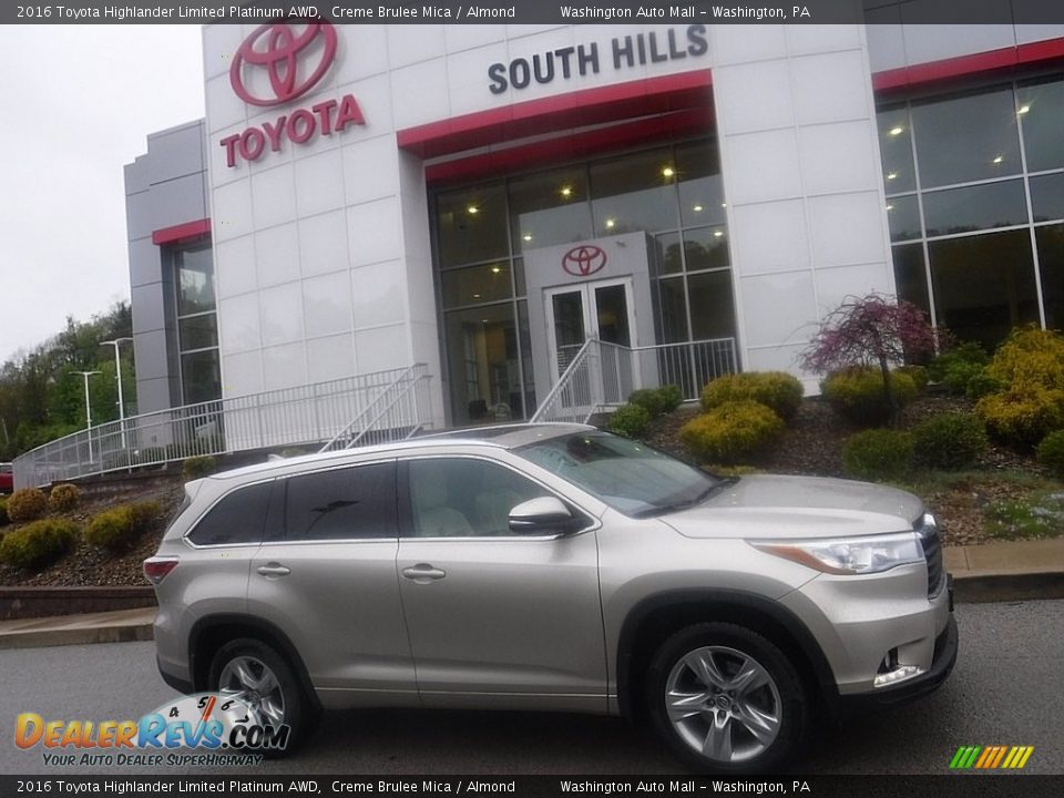 2016 Toyota Highlander Limited Platinum AWD Creme Brulee Mica / Almond Photo #2