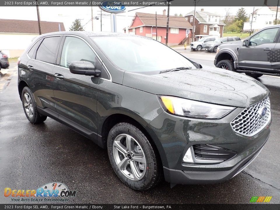 Front 3/4 View of 2023 Ford Edge SEL AWD Photo #7