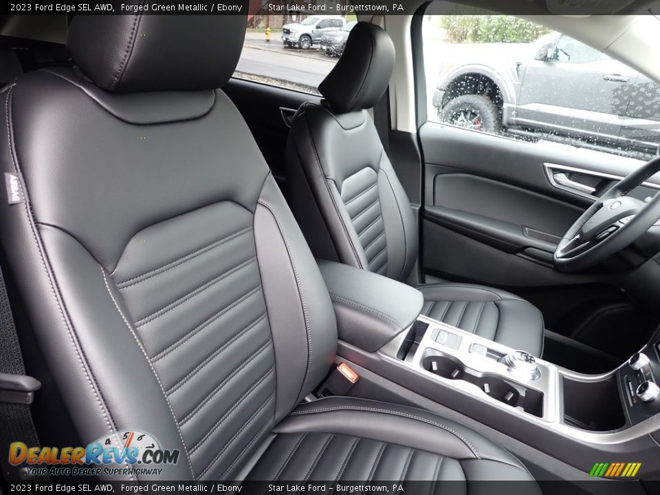 Front Seat of 2023 Ford Edge SEL AWD Photo #9