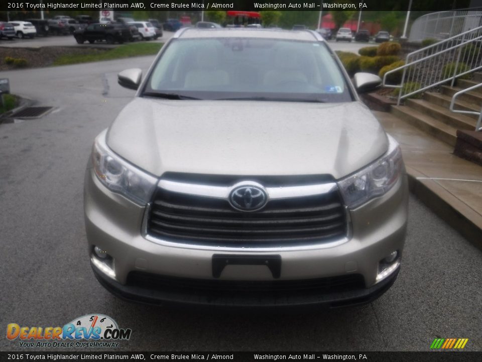 2016 Toyota Highlander Limited Platinum AWD Creme Brulee Mica / Almond Photo #12