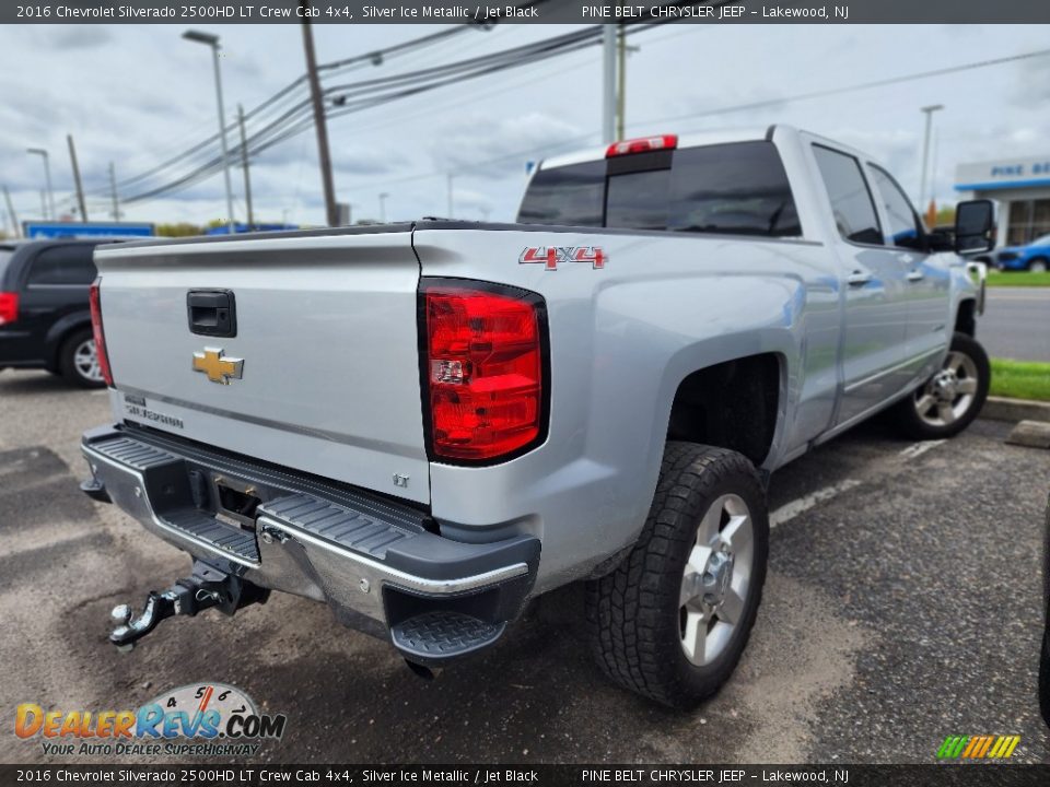 2016 Chevrolet Silverado 2500HD LT Crew Cab 4x4 Silver Ice Metallic / Jet Black Photo #3