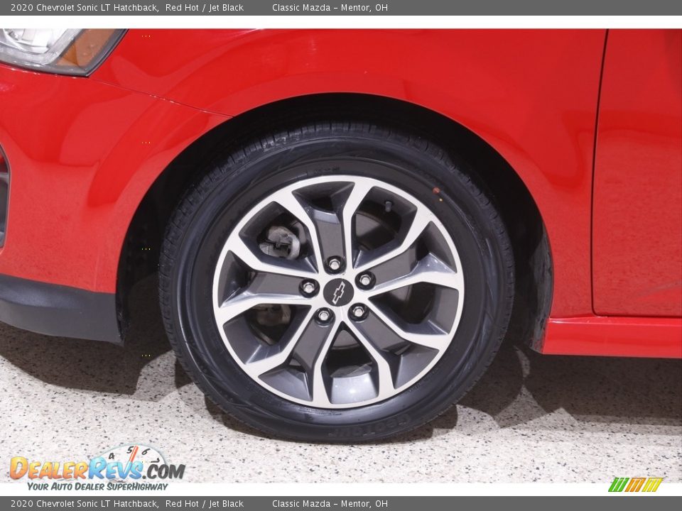 2020 Chevrolet Sonic LT Hatchback Red Hot / Jet Black Photo #18