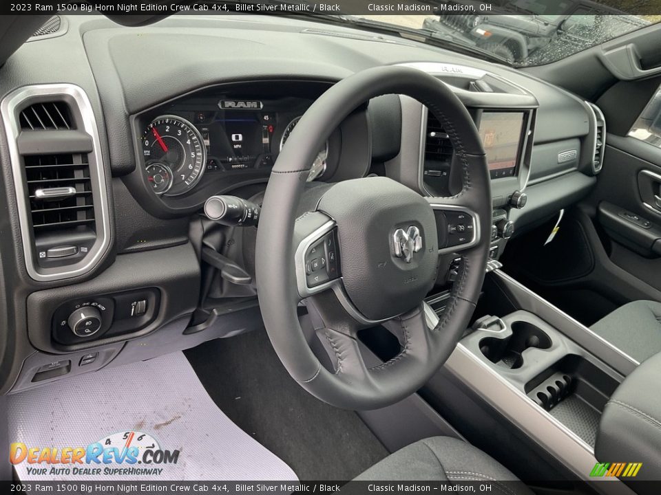2023 Ram 1500 Big Horn Night Edition Crew Cab 4x4 Billet Silver Metallic / Black Photo #4