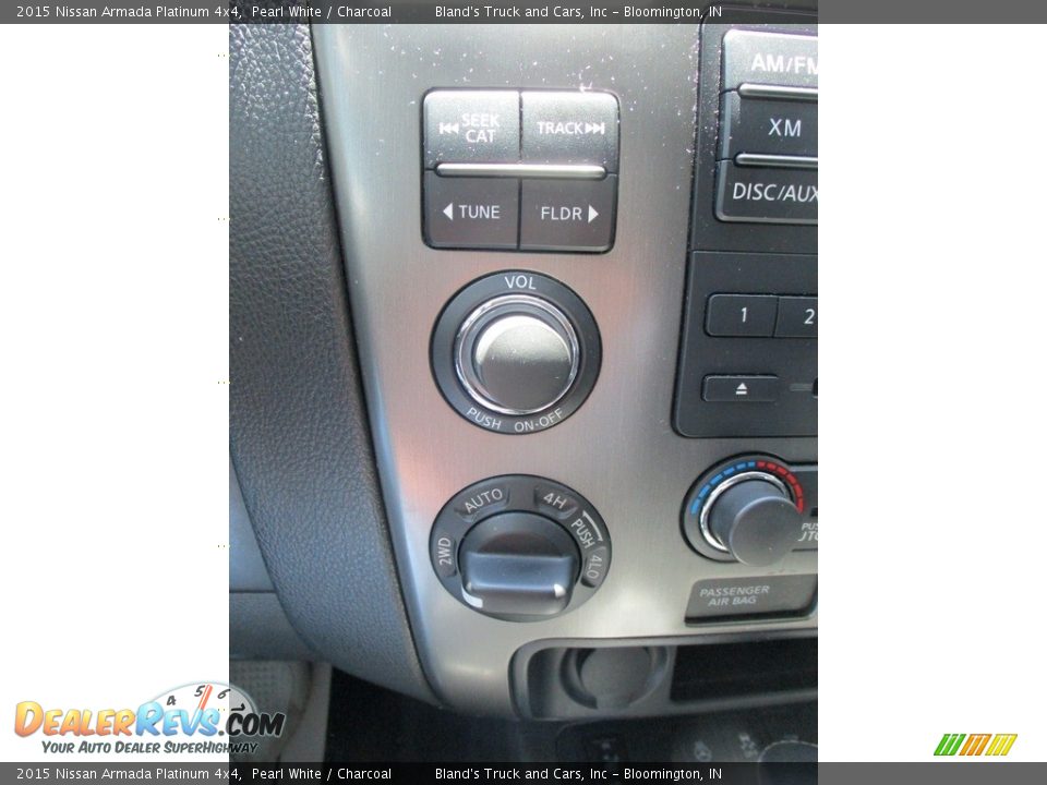 Controls of 2015 Nissan Armada Platinum 4x4 Photo #16