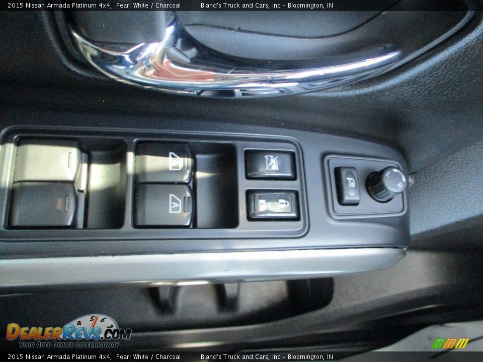 Controls of 2015 Nissan Armada Platinum 4x4 Photo #20