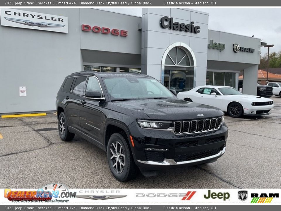 2023 Jeep Grand Cherokee L Limited 4x4 Diamond Black Crystal Pearl / Global Black Photo #1