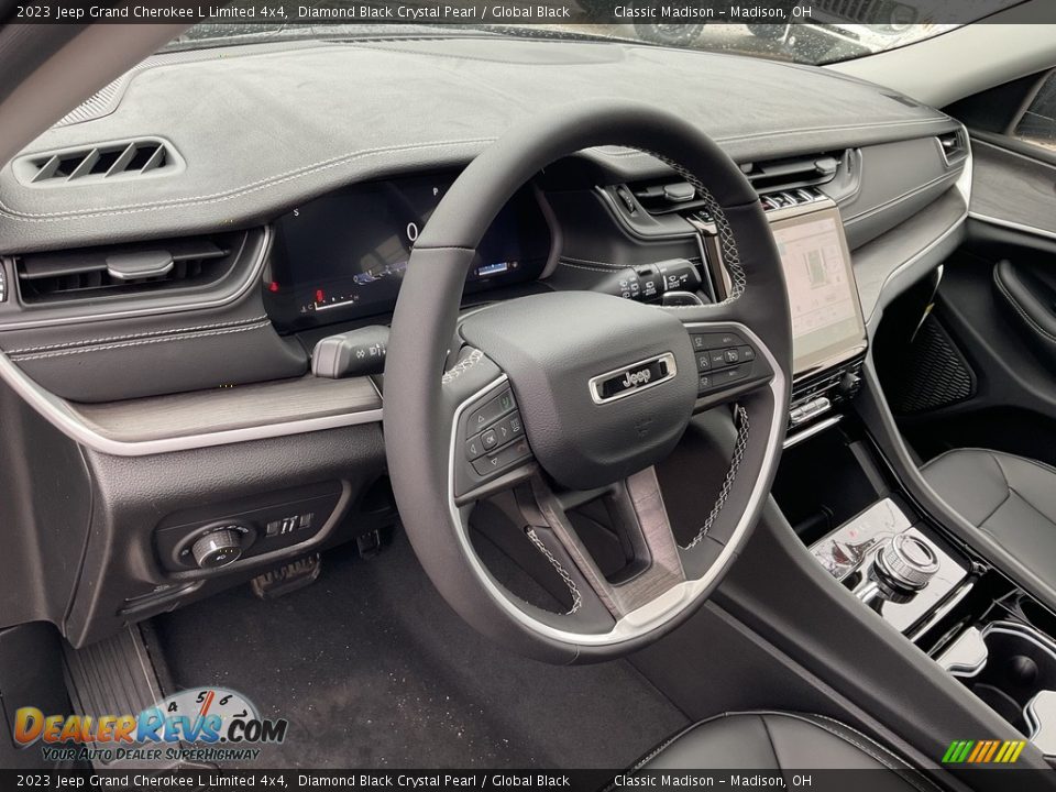 2023 Jeep Grand Cherokee L Limited 4x4 Diamond Black Crystal Pearl / Global Black Photo #5