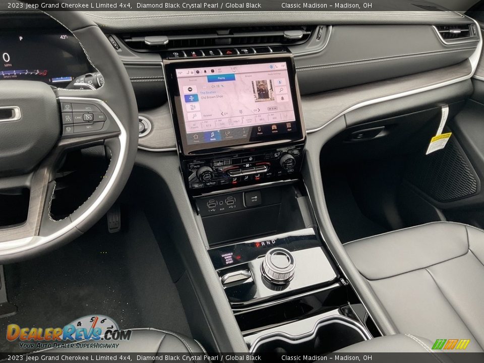 2023 Jeep Grand Cherokee L Limited 4x4 Diamond Black Crystal Pearl / Global Black Photo #7