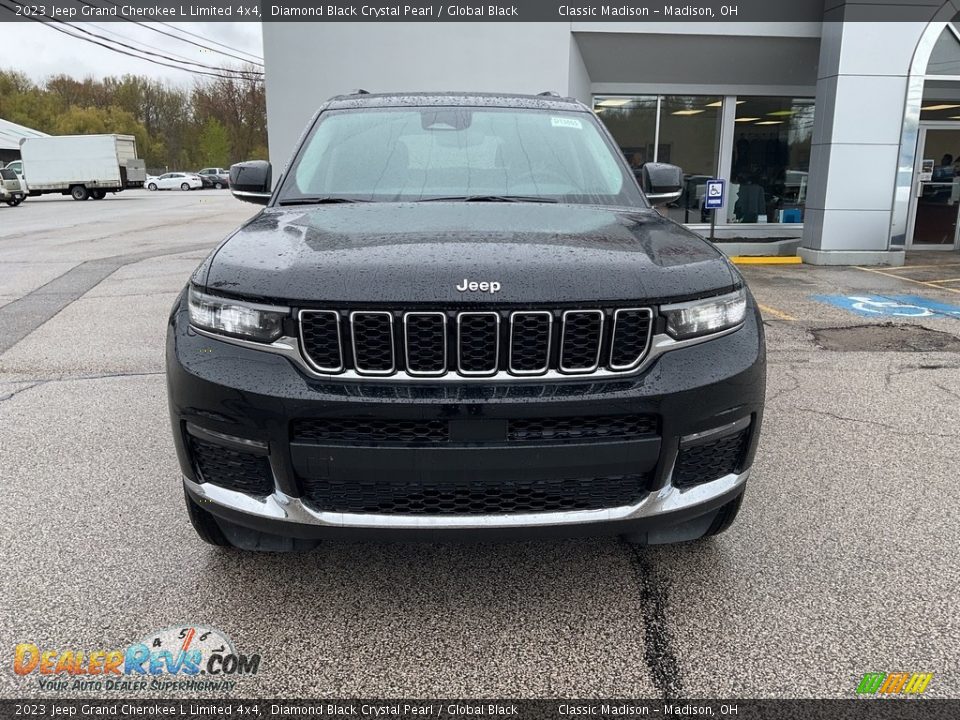 2023 Jeep Grand Cherokee L Limited 4x4 Diamond Black Crystal Pearl / Global Black Photo #12