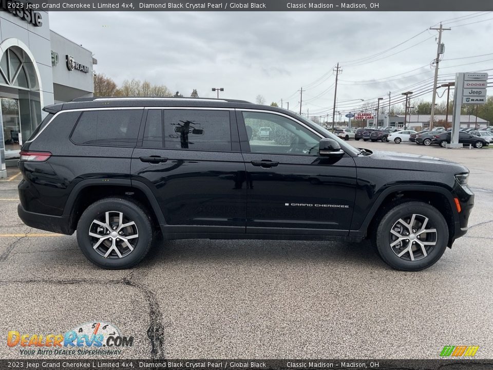 2023 Jeep Grand Cherokee L Limited 4x4 Diamond Black Crystal Pearl / Global Black Photo #13