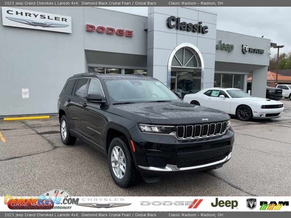 2023 Jeep Grand Cherokee L Laredo 4x4 Diamond Black Crystal Pearl / Global Black Photo #1