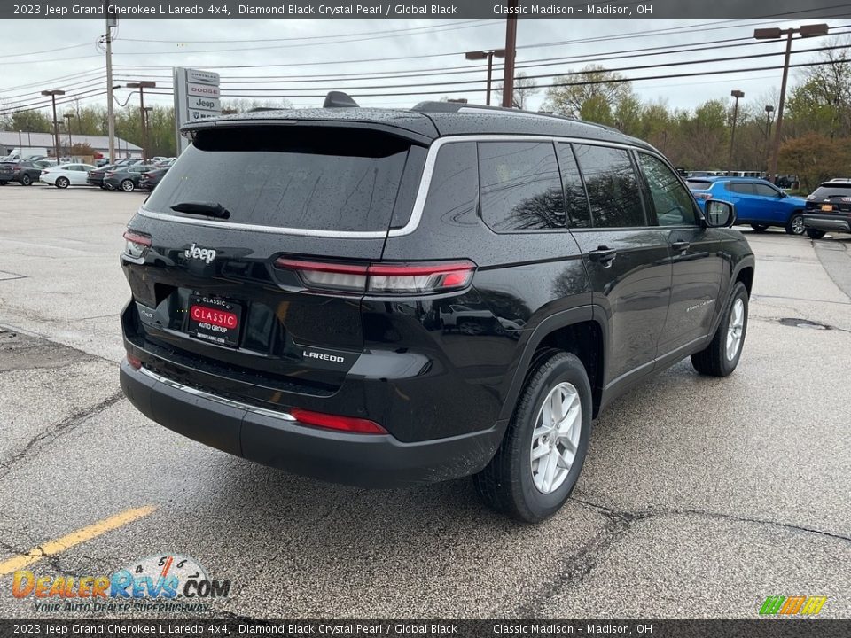 2023 Jeep Grand Cherokee L Laredo 4x4 Diamond Black Crystal Pearl / Global Black Photo #10