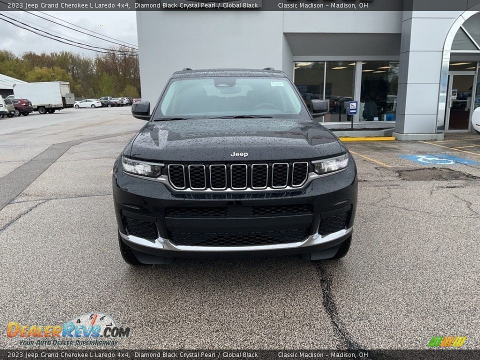 2023 Jeep Grand Cherokee L Laredo 4x4 Diamond Black Crystal Pearl / Global Black Photo #13