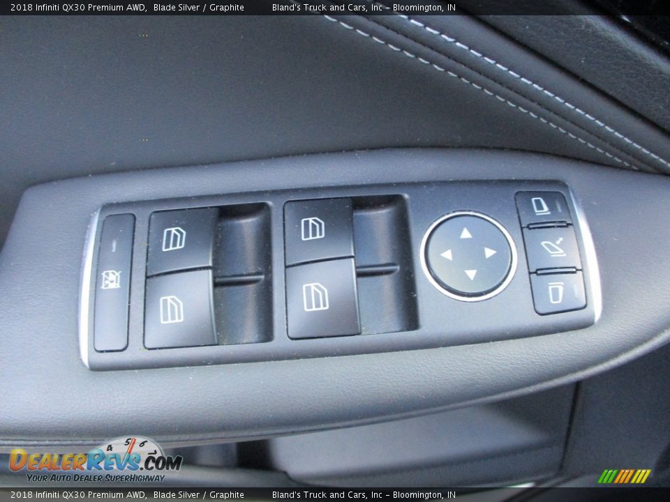 Door Panel of 2018 Infiniti QX30 Premium AWD Photo #20
