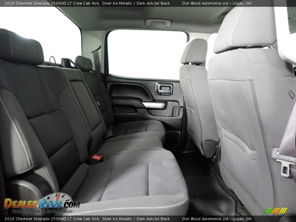 2016 Chevrolet Silverado 2500HD LT Crew Cab 4x4 Silver Ice Metallic / Dark Ash/Jet Black Photo #26