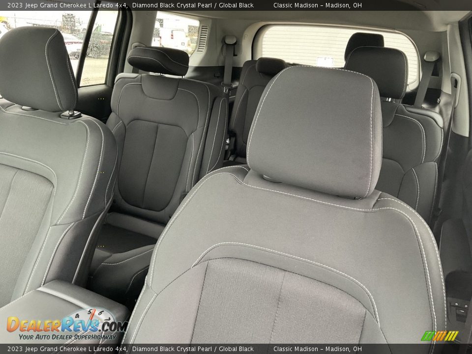 2023 Jeep Grand Cherokee L Laredo 4x4 Diamond Black Crystal Pearl / Global Black Photo #5