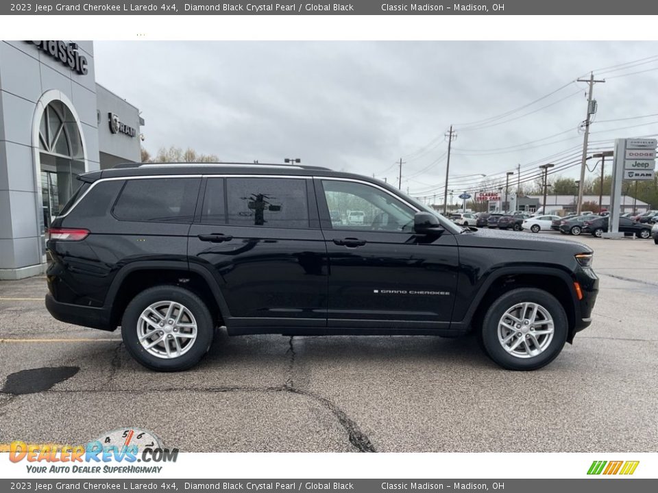 2023 Jeep Grand Cherokee L Laredo 4x4 Diamond Black Crystal Pearl / Global Black Photo #14