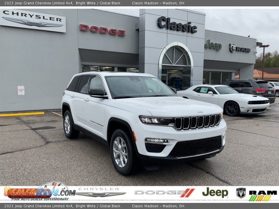 2023 Jeep Grand Cherokee Limited 4x4 Bright White / Global Black Photo #1