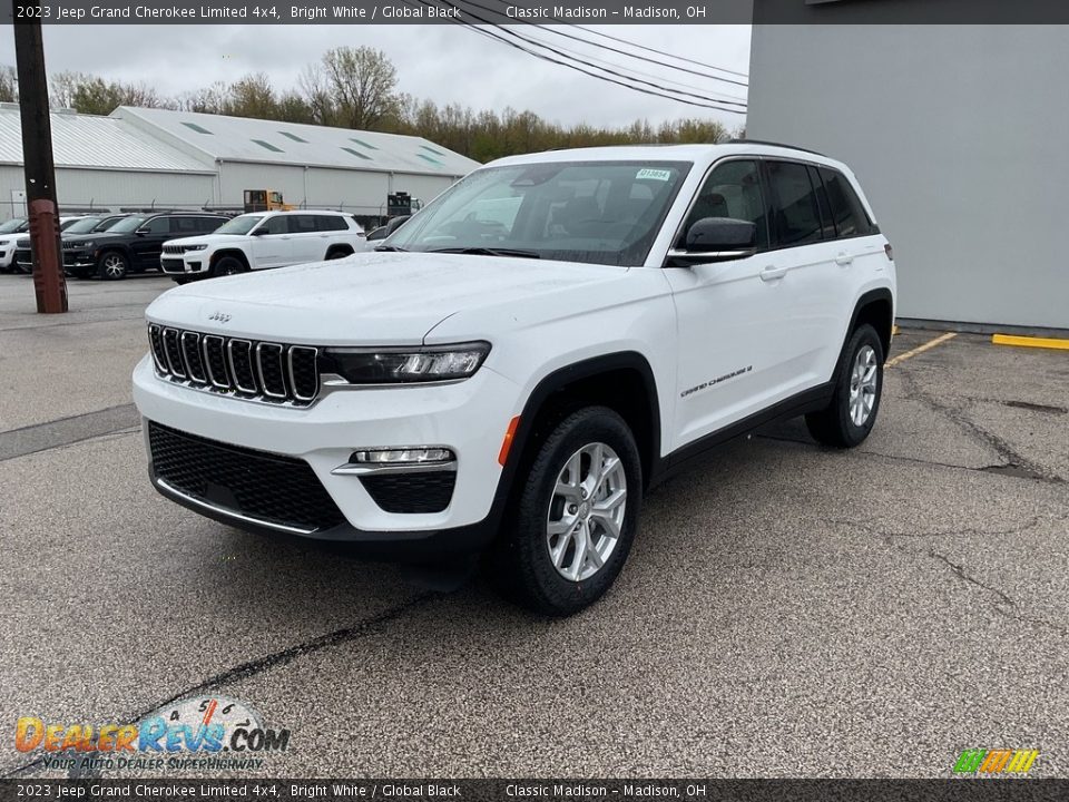 2023 Jeep Grand Cherokee Limited 4x4 Bright White / Global Black Photo #8