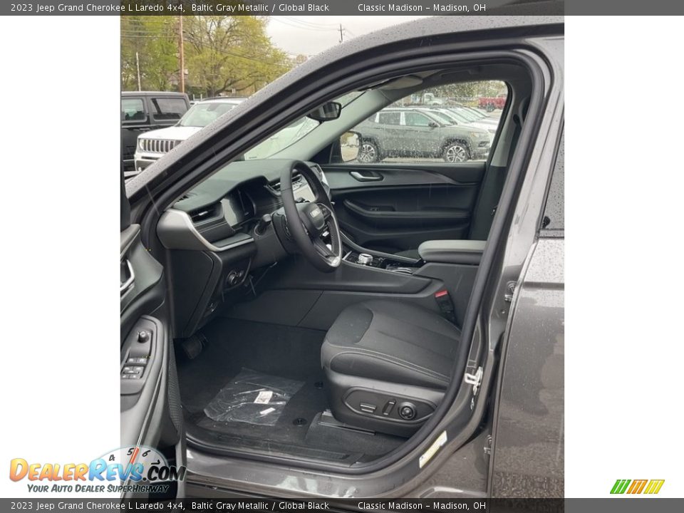 2023 Jeep Grand Cherokee L Laredo 4x4 Baltic Gray Metallic / Global Black Photo #2