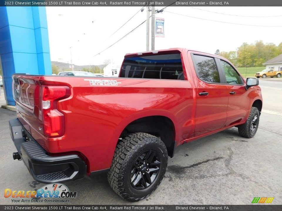 2023 Chevrolet Silverado 1500 LT Trail Boss Crew Cab 4x4 Radiant Red Tintcoat / Jet Black Photo #8