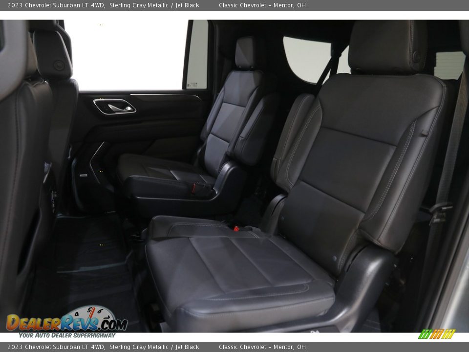 2023 Chevrolet Suburban LT 4WD Sterling Gray Metallic / Jet Black Photo #19