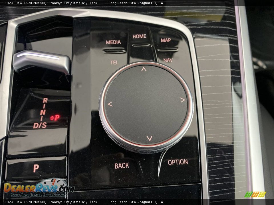 Controls of 2024 BMW X5 xDrive40i Photo #24