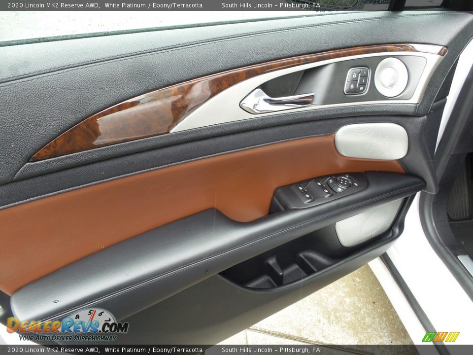 Door Panel of 2020 Lincoln MKZ Reserve AWD Photo #19