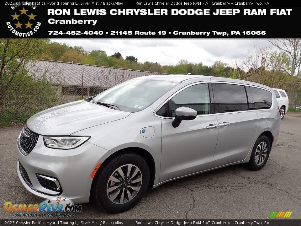 2023 Chrysler Pacifica Hybrid Touring L Silver Mist / Black/Alloy Photo #1