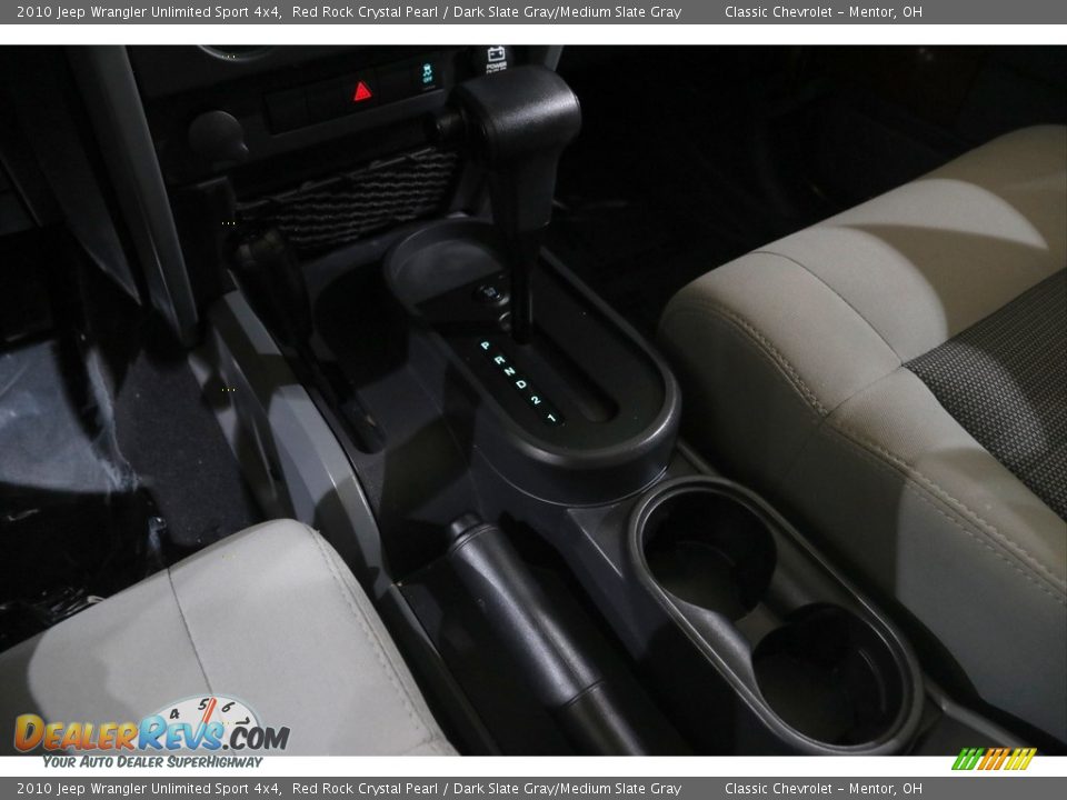 2010 Jeep Wrangler Unlimited Sport 4x4 Red Rock Crystal Pearl / Dark Slate Gray/Medium Slate Gray Photo #11