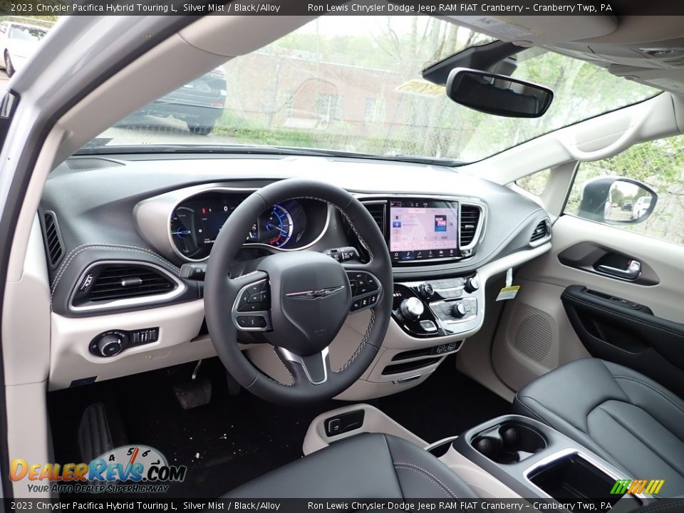 Black/Alloy Interior - 2023 Chrysler Pacifica Hybrid Touring L Photo #14