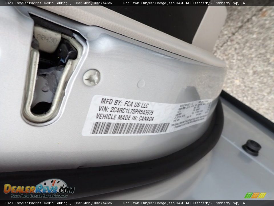2023 Chrysler Pacifica Hybrid Touring L Silver Mist / Black/Alloy Photo #20