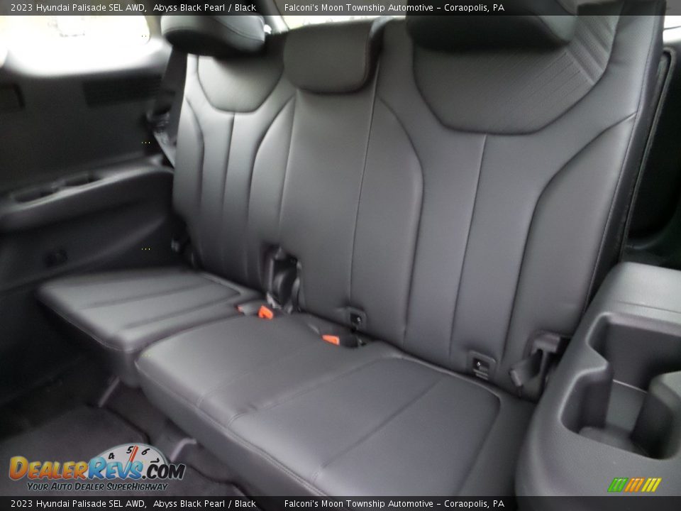 Rear Seat of 2023 Hyundai Palisade SEL AWD Photo #13