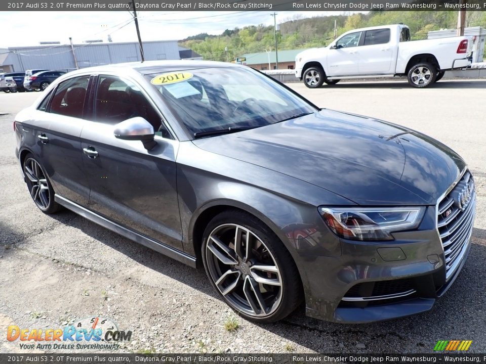 2017 Audi S3 2.0T Premium Plus quattro Daytona Gray Pearl / Black/Rock Gray Stitching Photo #4