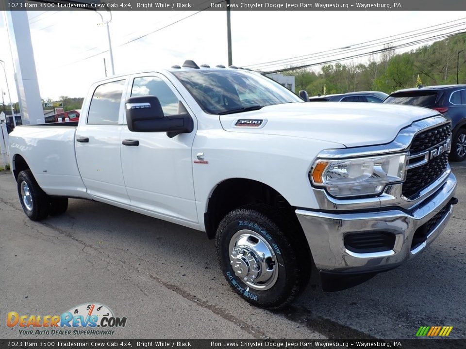 2023 Ram 3500 Tradesman Crew Cab 4x4 Bright White / Black Photo #8