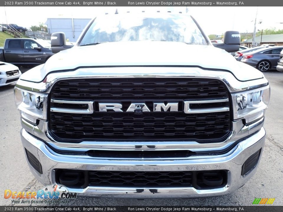 2023 Ram 3500 Tradesman Crew Cab 4x4 Bright White / Black Photo #9