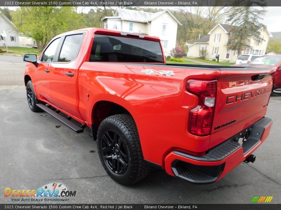 2023 Chevrolet Silverado 1500 Custom Crew Cab 4x4 Red Hot / Jet Black Photo #11