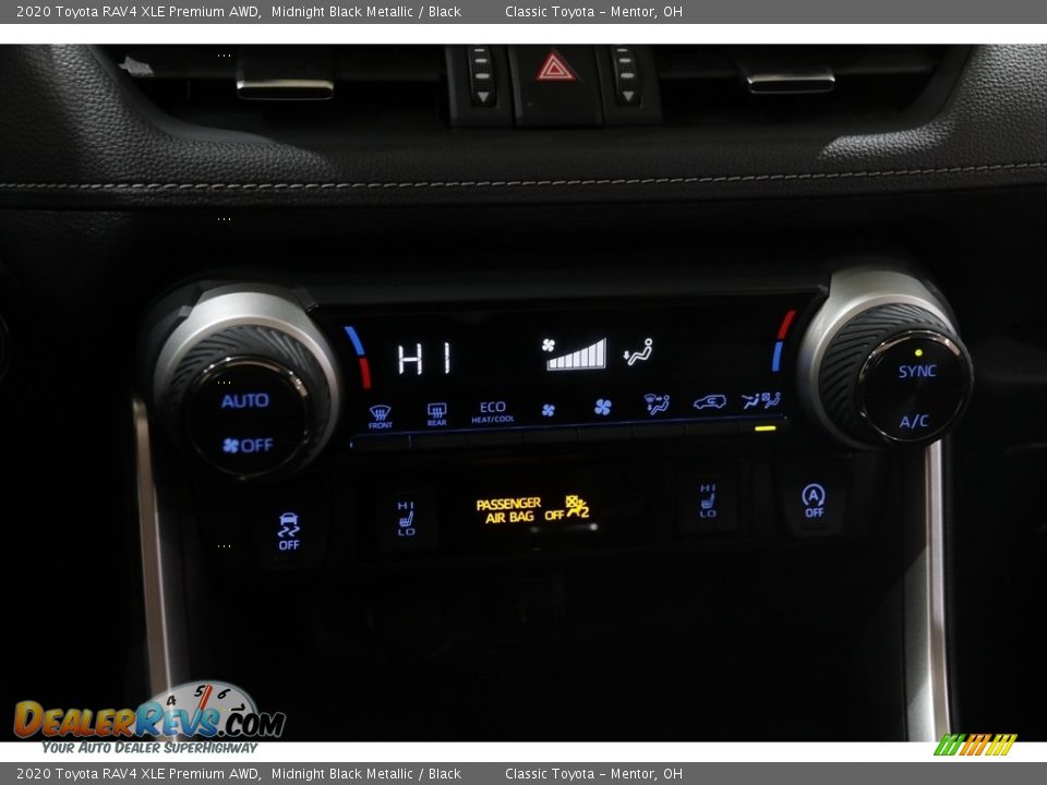 2020 Toyota RAV4 XLE Premium AWD Midnight Black Metallic / Black Photo #18