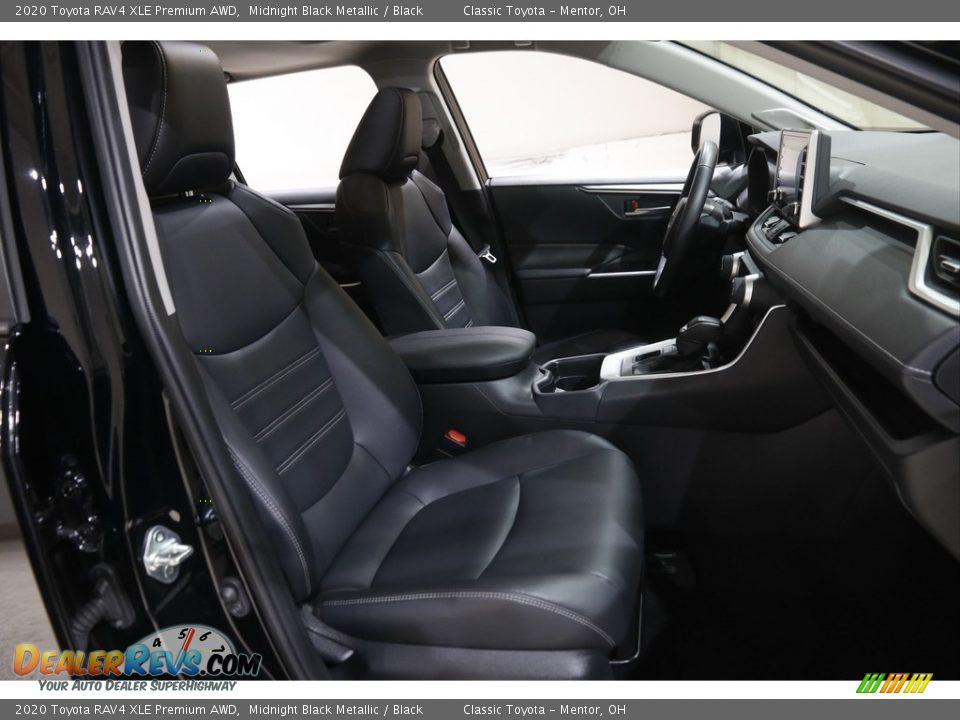2020 Toyota RAV4 XLE Premium AWD Midnight Black Metallic / Black Photo #20
