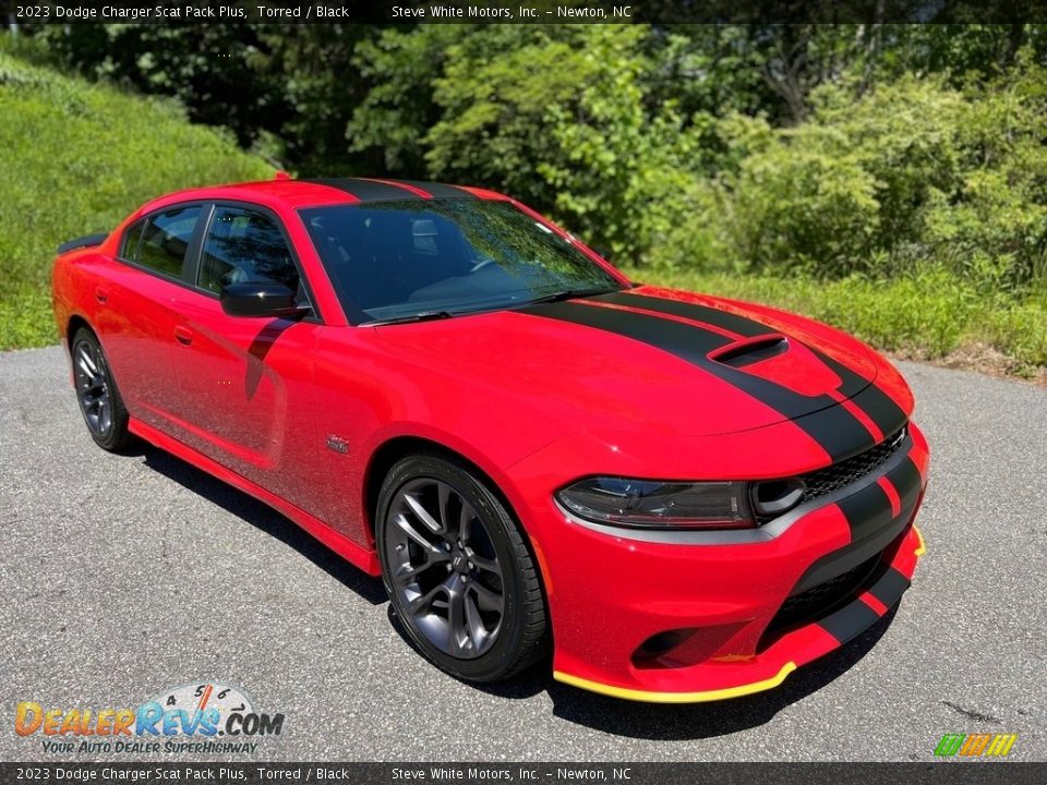 Front 3/4 View of 2023 Dodge Charger Scat Pack Plus Photo #4