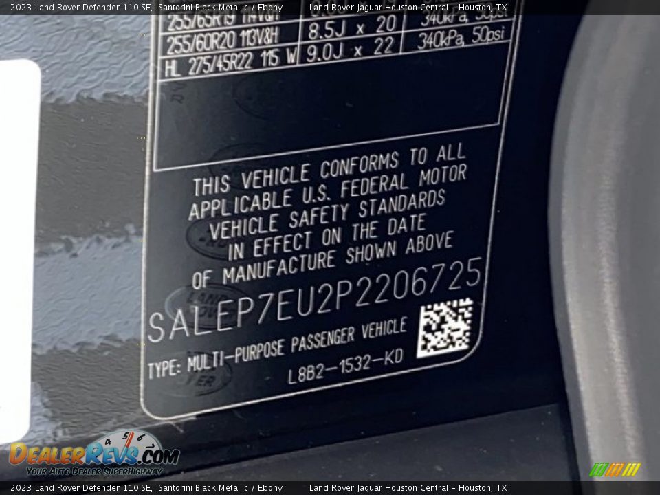 2023 Land Rover Defender 110 SE Santorini Black Metallic / Ebony Photo #25