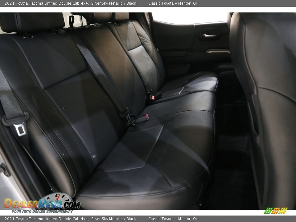 2021 Toyota Tacoma Limited Double Cab 4x4 Silver Sky Metallic / Black Photo #16