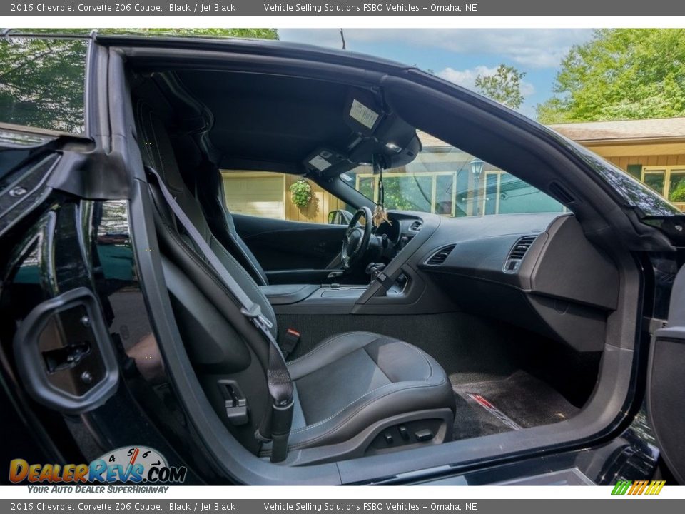 Front Seat of 2016 Chevrolet Corvette Z06 Coupe Photo #3