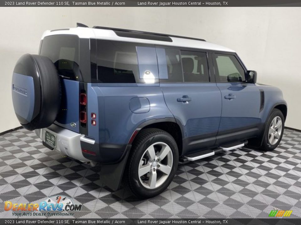 2023 Land Rover Defender 110 SE Tasman Blue Metallic / Acorn Photo #2